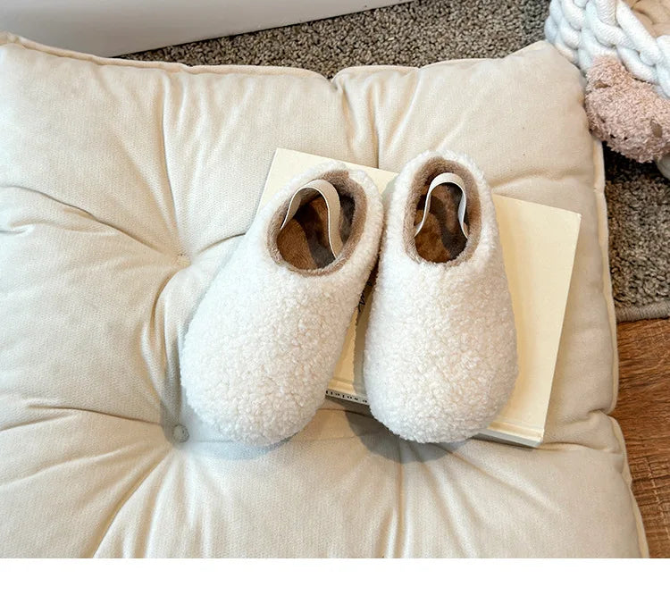 Fashion Girls' Shoes 2025 Autumn New Kids Cotton Shoes Comfort Anti Slip Girls Home Cotton Slippers Simple Child Flats Zapatos