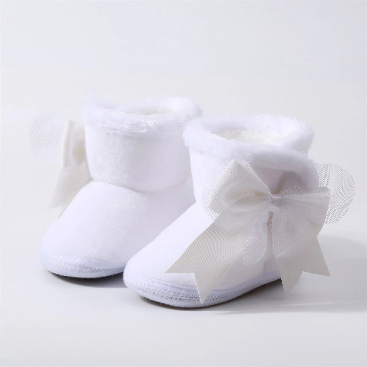 Infant Girls Cozy Fleece Lined Booties Cute Bowknot Slip-Resistant Crib Shoes for Newborns in Autumn and Winter